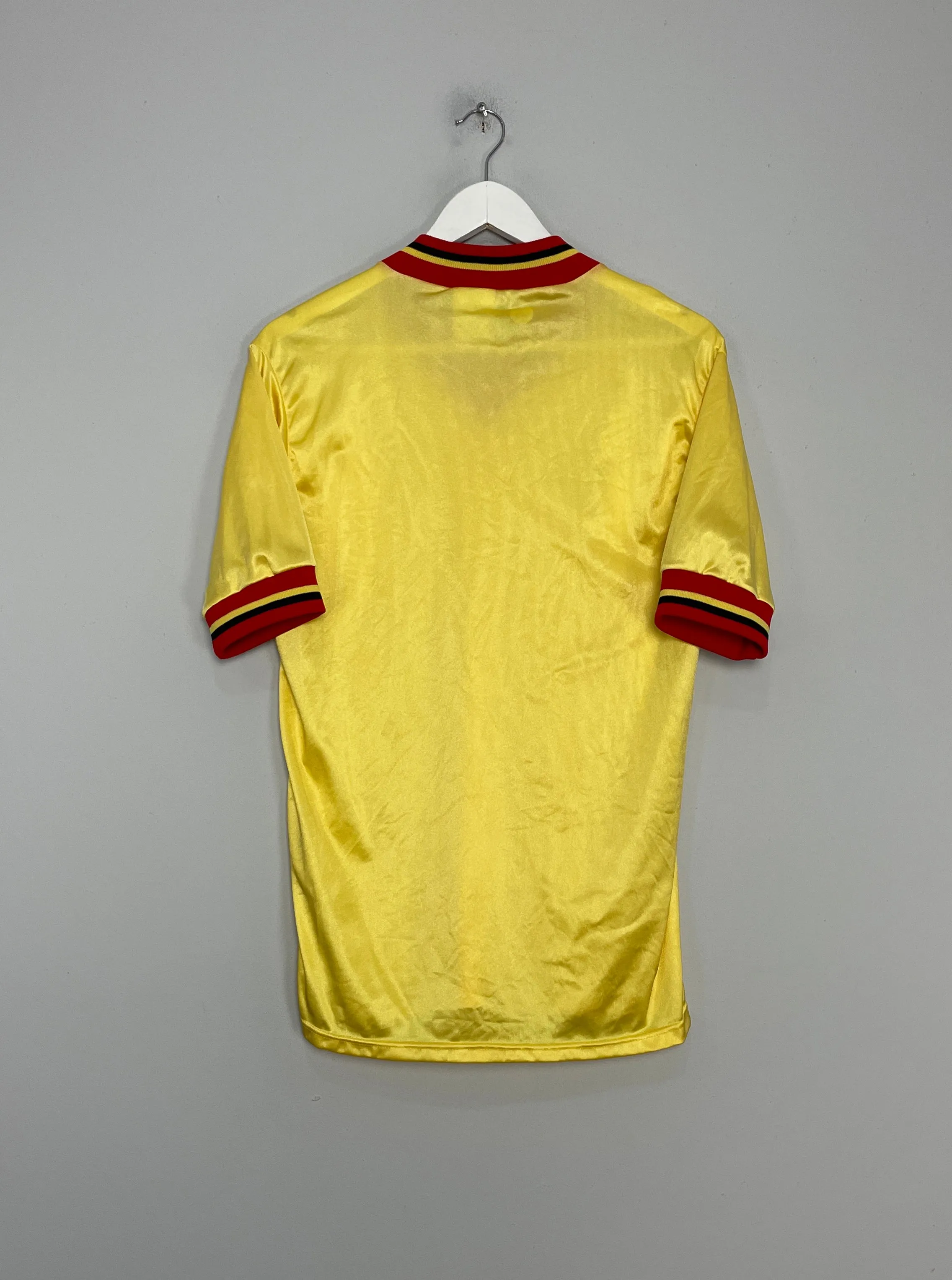 1982/85 WATFORD *MINT* HOME SHIRT (M) UMBRO