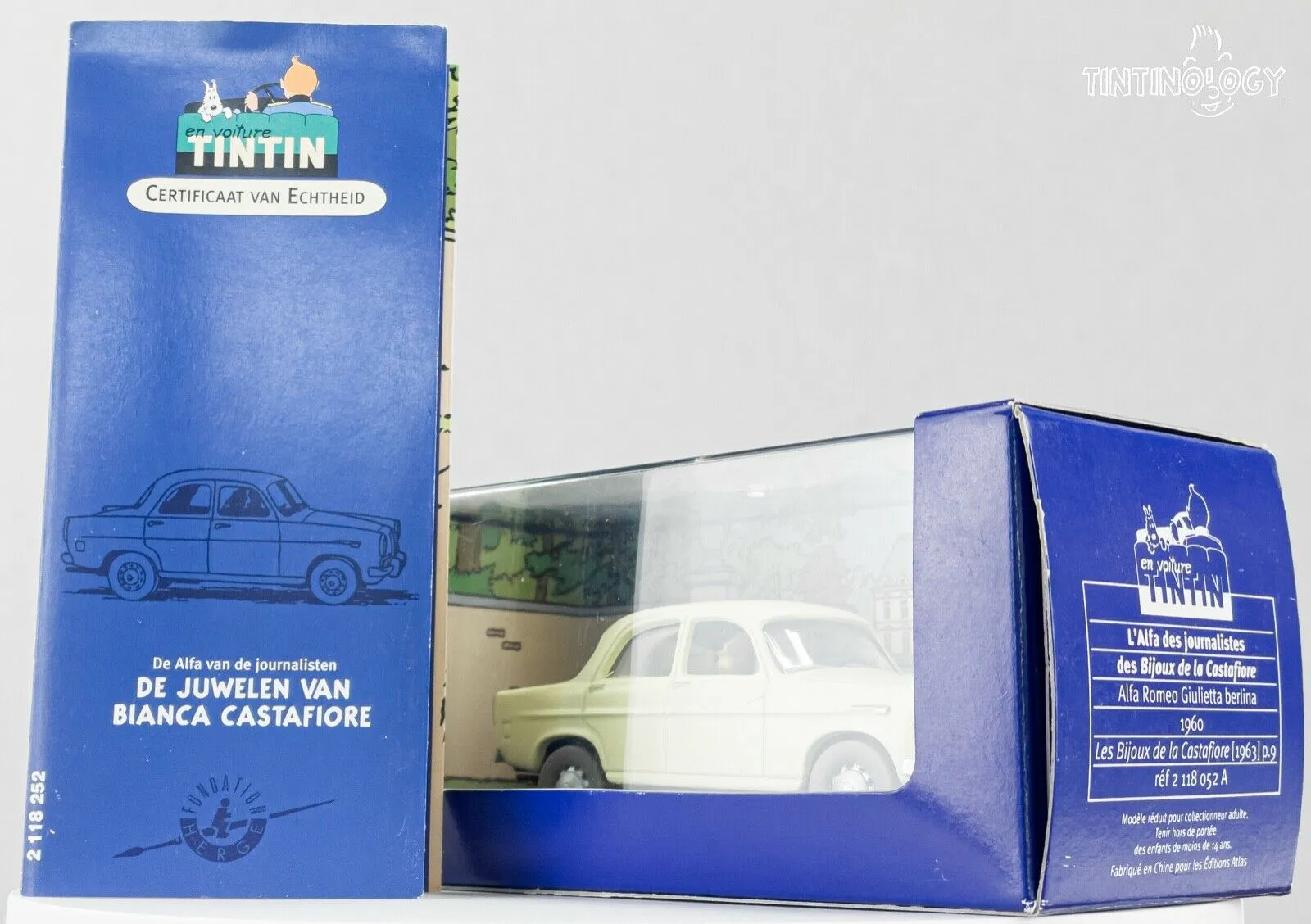 ATLAS TINTIN CAR # 52 Alfa Romeo - Castafiore Emerald Herge model car 1/43 Scale