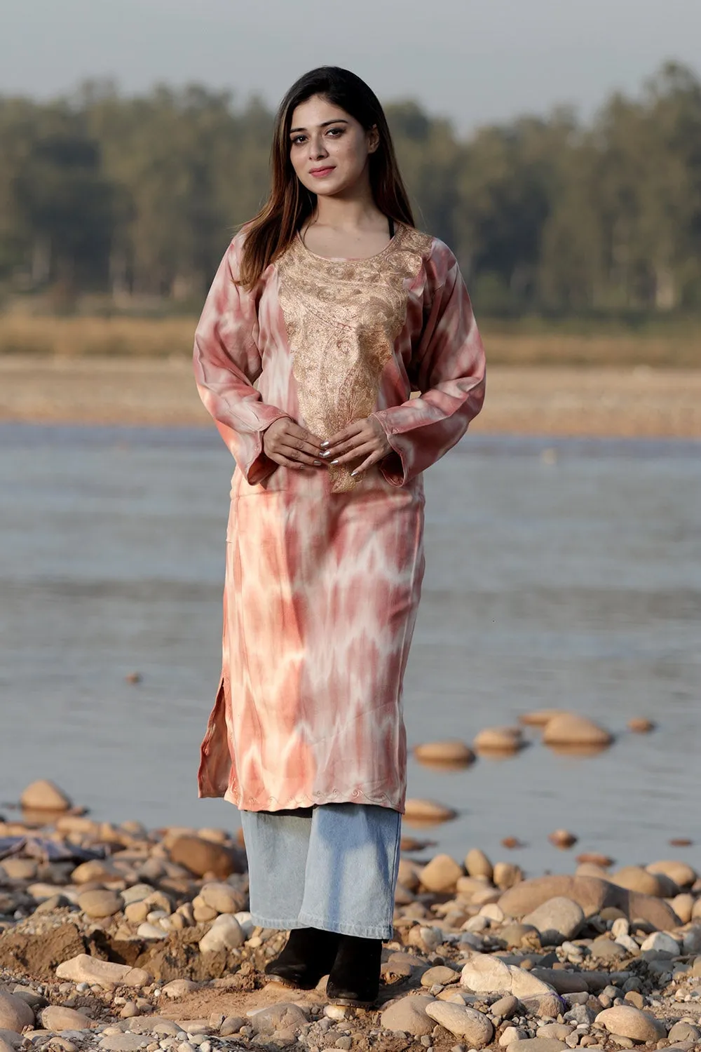 BEAUTIFUL BRICK COLOUR TIE-DYE Aari Tilla Work Embroidered Phiran Enriched Designer Neckline Pattern