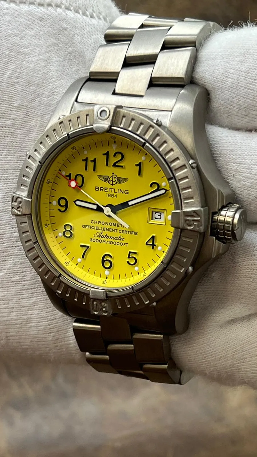 Breitling Avenger Seawolf E17370 Yellow Dial Automatic Men's Watch