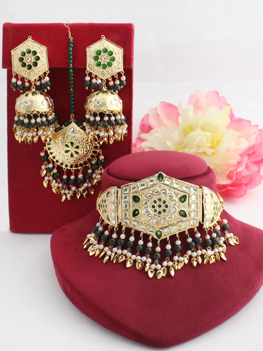 Hooria Necklace Set