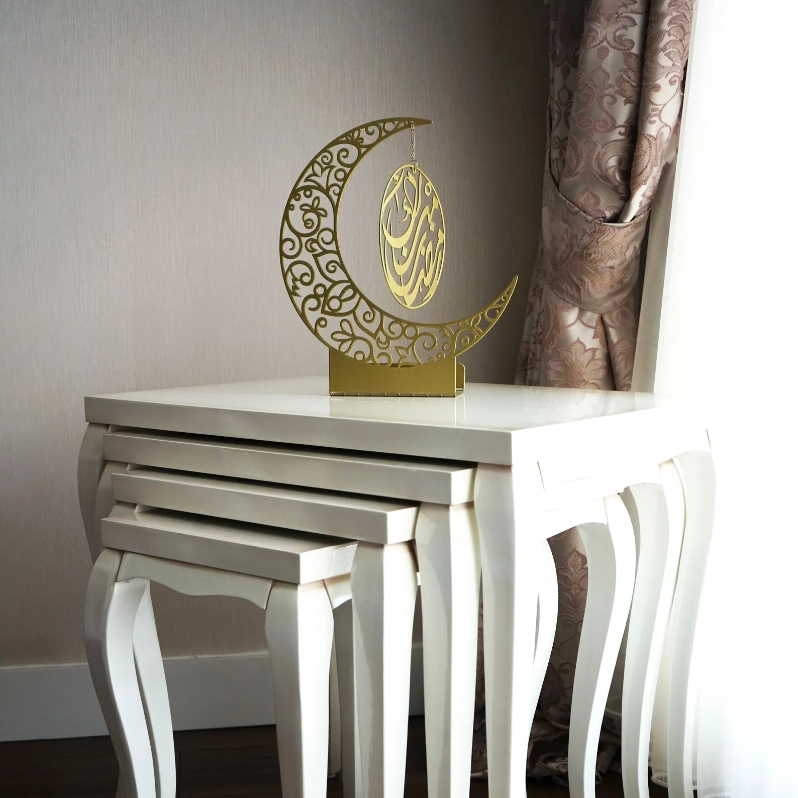 Moon Shape Metal Islamic Gift Table Decor