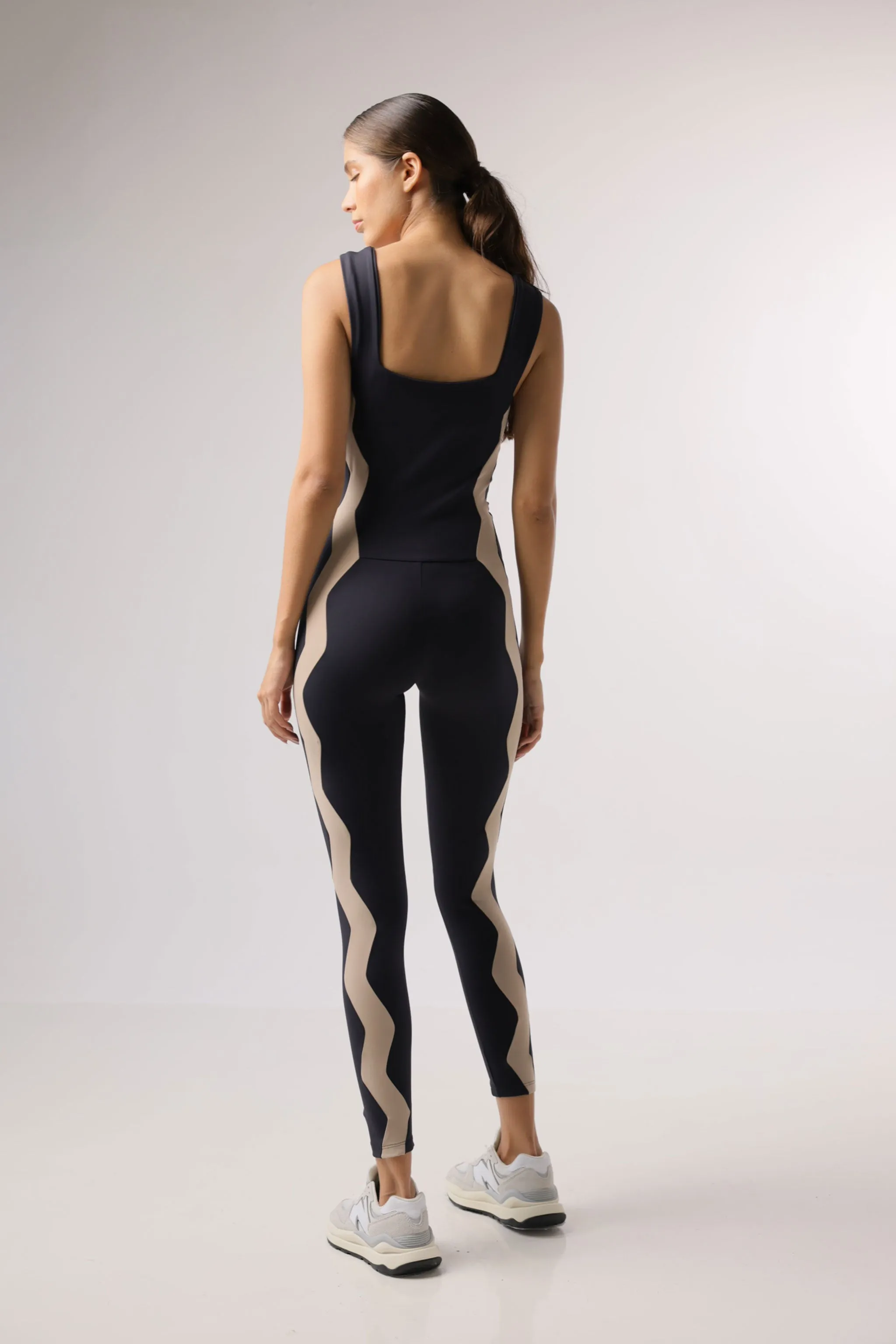 Zigzag Unitard Black / Shake